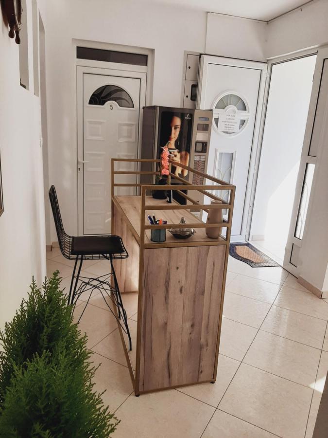 Villa Alba Apartments Dobra Voda Kültér fotó